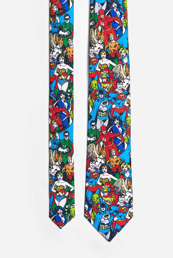 Mehrfarbige Krawatte mit DC-Comics-Figuren wie Batman und Superman darauf