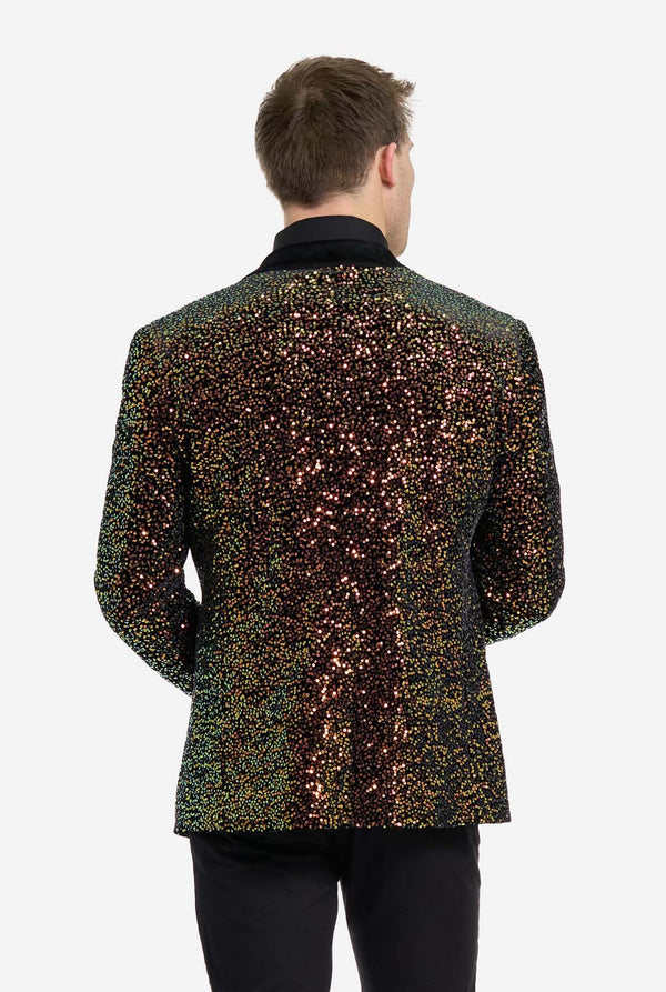 Dieses Bild zeigt eine stilvolle Herren-Dinnerjacke aus der OppoSuits Deluxe Kollektion, verziert mit schillernden bernsteinfarbenen Pailletten, die einen funkelnden Effekt erzeugen. Der Paillettenblazer besitzt ein elegantes Satin-Revers und eine maßgeschneiderte Passform. Das Modell kombiniert die Jacke mit einem klassischen schwarzen Hemd und einer Fliege. Perfekt geeignet für formelle Anlässe, Festtagsfeiern oder Silvester. Ansicht von hinten.