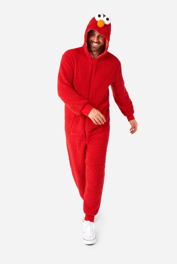 Männer tragen roten Plüsch-Elmo-Strampler