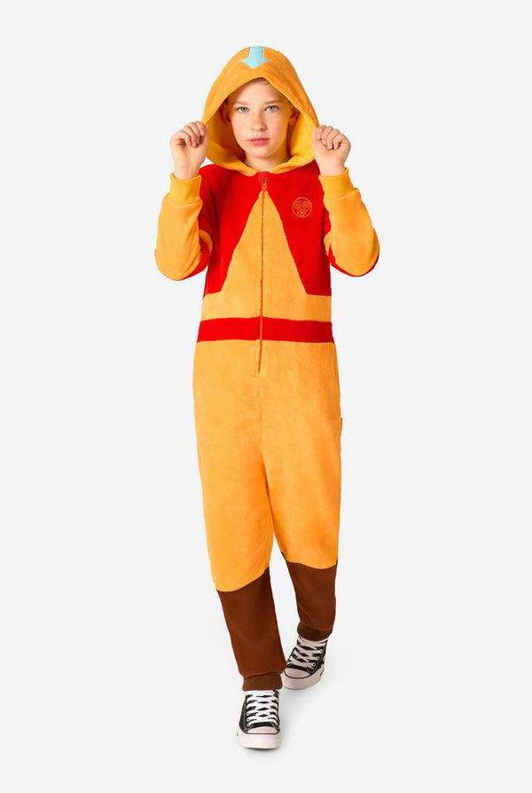 Kind trägt Avatar Aang Onesie