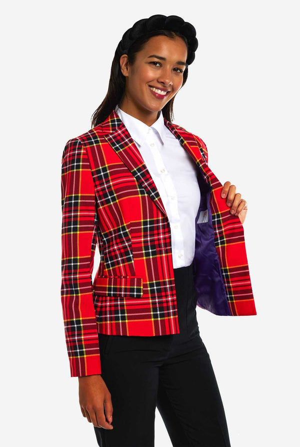 Damen trägt Lumberjackie Blazer