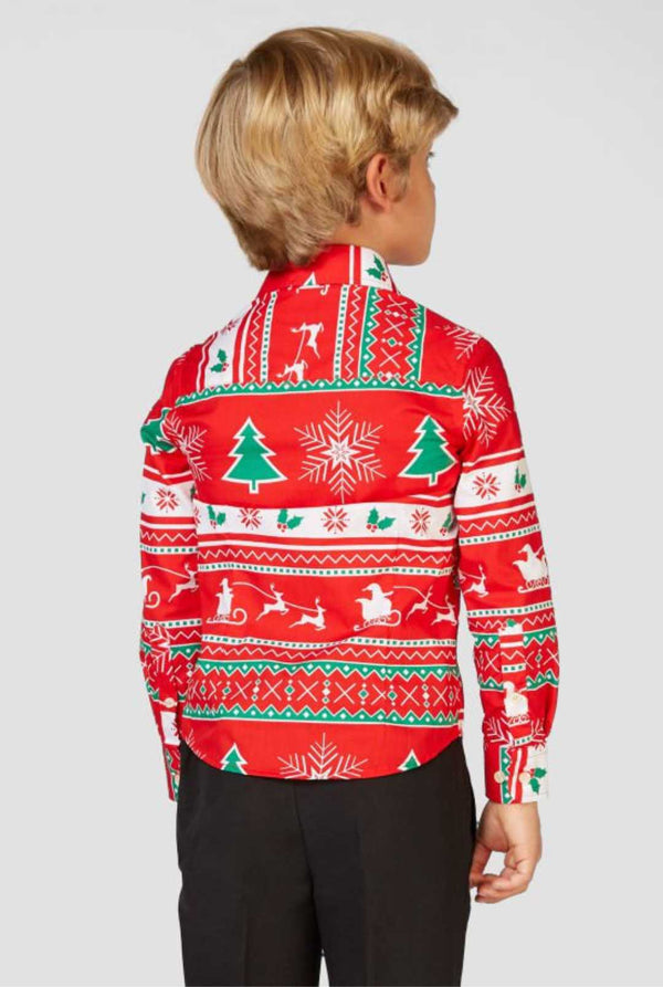 Rote Weihnachtshemd Winterwunderland von einem Jungen getragen, Blick von hinten