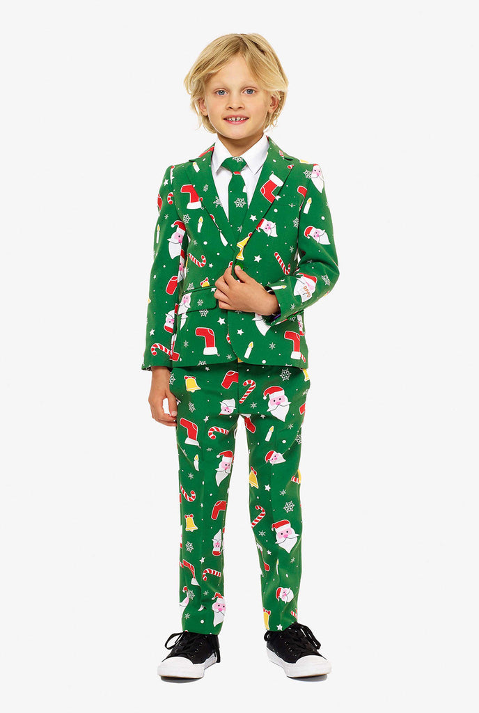Grüner Weihnachtsanzug für Jungen mit Weihnachts -Cartoon -Ikonen von Jungen getragen