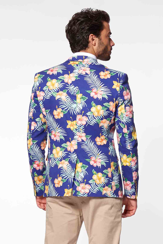 Blauer Blazer mit Blumendruck vom Mann getragen, Blick von hinten