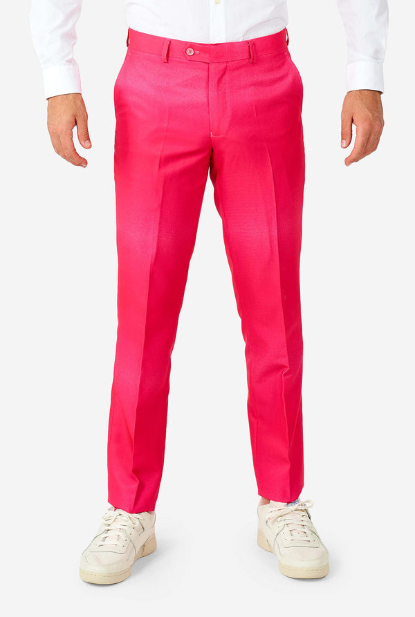 Mann, der Regenbogenfarbe Hose trägt, teil von die Anzug