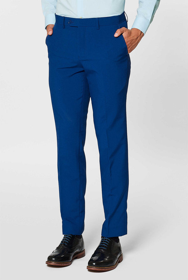 Marineblaue Hosen Teil des von Männer getragenen marineblauen Herrenanzugs