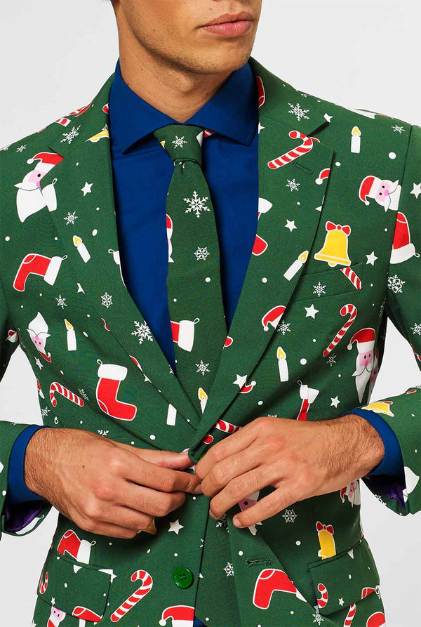 Mann, der grünen Weihnachtsanzug und ein blaues Hemd trägt, Nahaufnahme