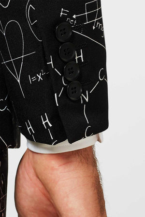 Schwarzer Männeranzug mit wissenschaftlichen Formeln, die von Männer getragen werden, Nahaufnahme