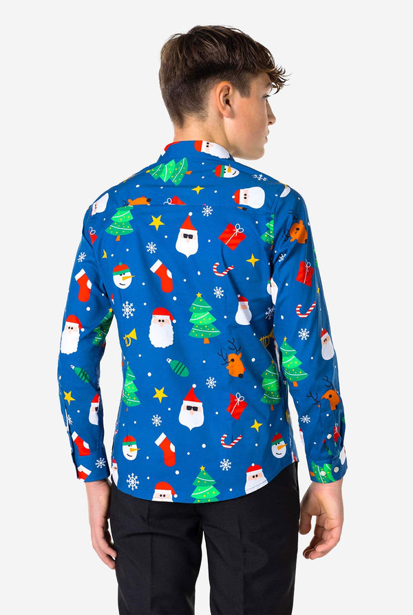 Teenager Jungen, das blaues Hemd mit Weihnachtdruck trägt, Blick von hinten