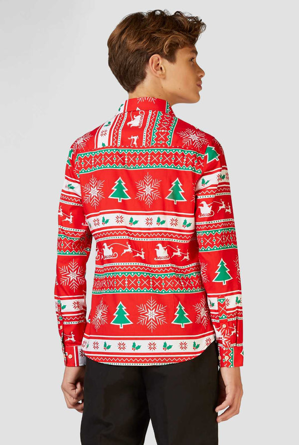 Lustige rote Weihnachtshemd, getragen von einem jugendlichen Jungen, Blick von hinten