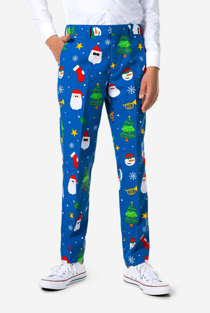 Teenager, der einen formellen blauen Weihnachts Hose trägt, teil von anzug