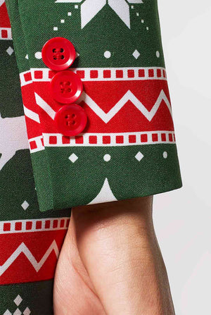 Frau, die grünen und roten Weihnachtsanzug trägt, Ärmel Nahauf