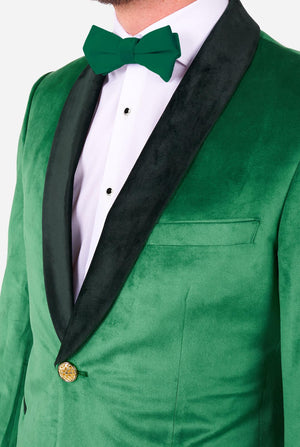 Mann im grünen Samt-Smoking zum St. Patrick's Day, Nahaufnahme.