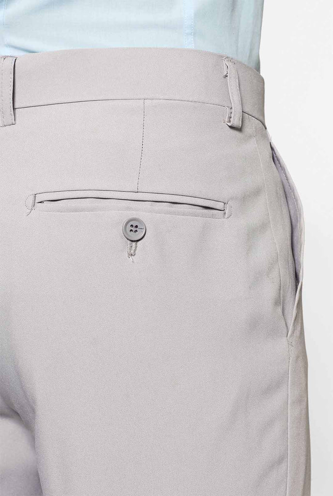 Feste Farbe hellgrauer Anzug Groovy Grau getragen von Männern Rückseite Hose